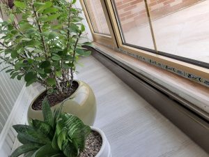 رادیاتور قرنیزی آلومینیومی با کاور قهوه ایی سوخته